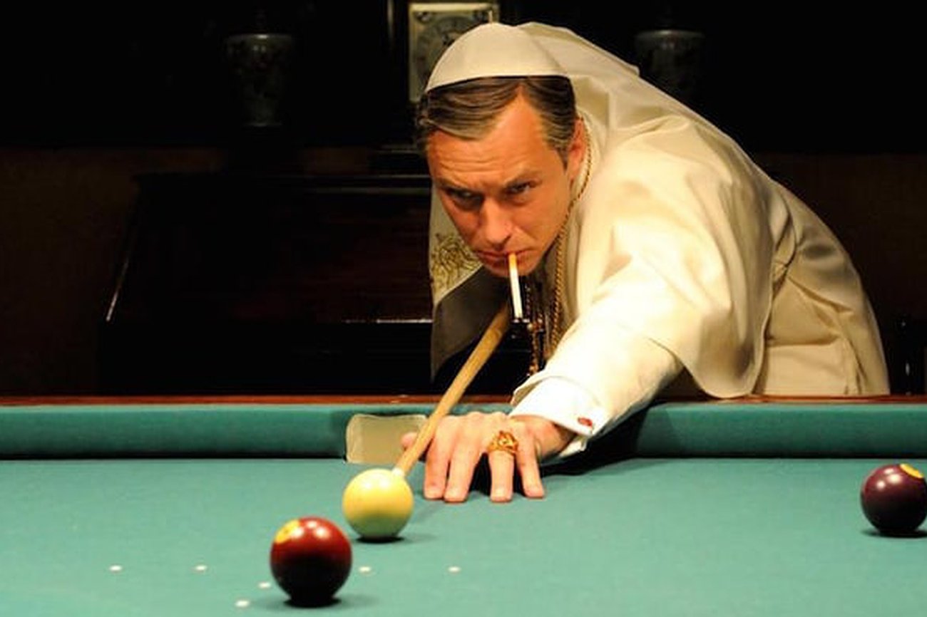 Algunas series (1): The Young Pope